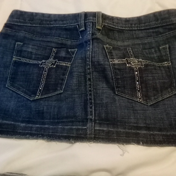 Clothes - Picture 2 of 4